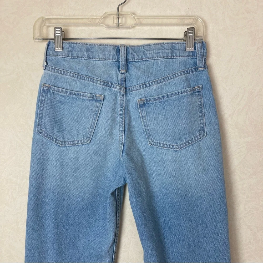 Old Navy High Rise Slouchy Straight Leg Light Blue Jeans Girl Size 10